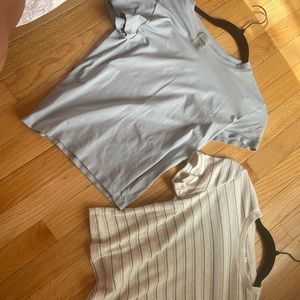 3 piece aritzia T shirt bundle